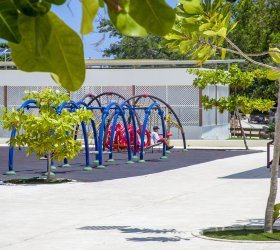 Laguna SOV Outdoor Playground