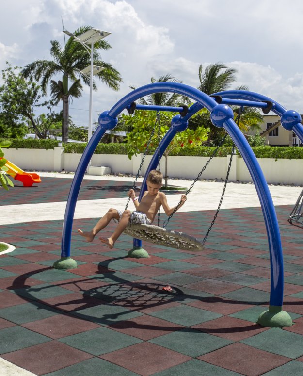 Laguna SOV Outdoor Playground
